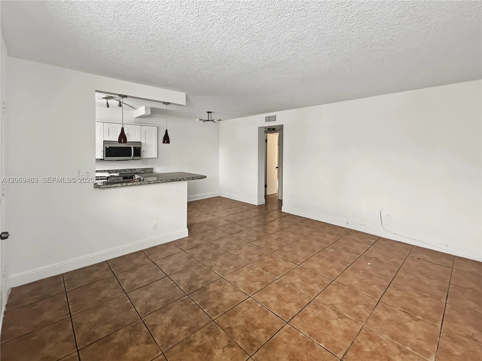 En Venta 1801 S Treasure Drive 112, North Bay Village, FL 33141, North Bay Village, FL 33141
