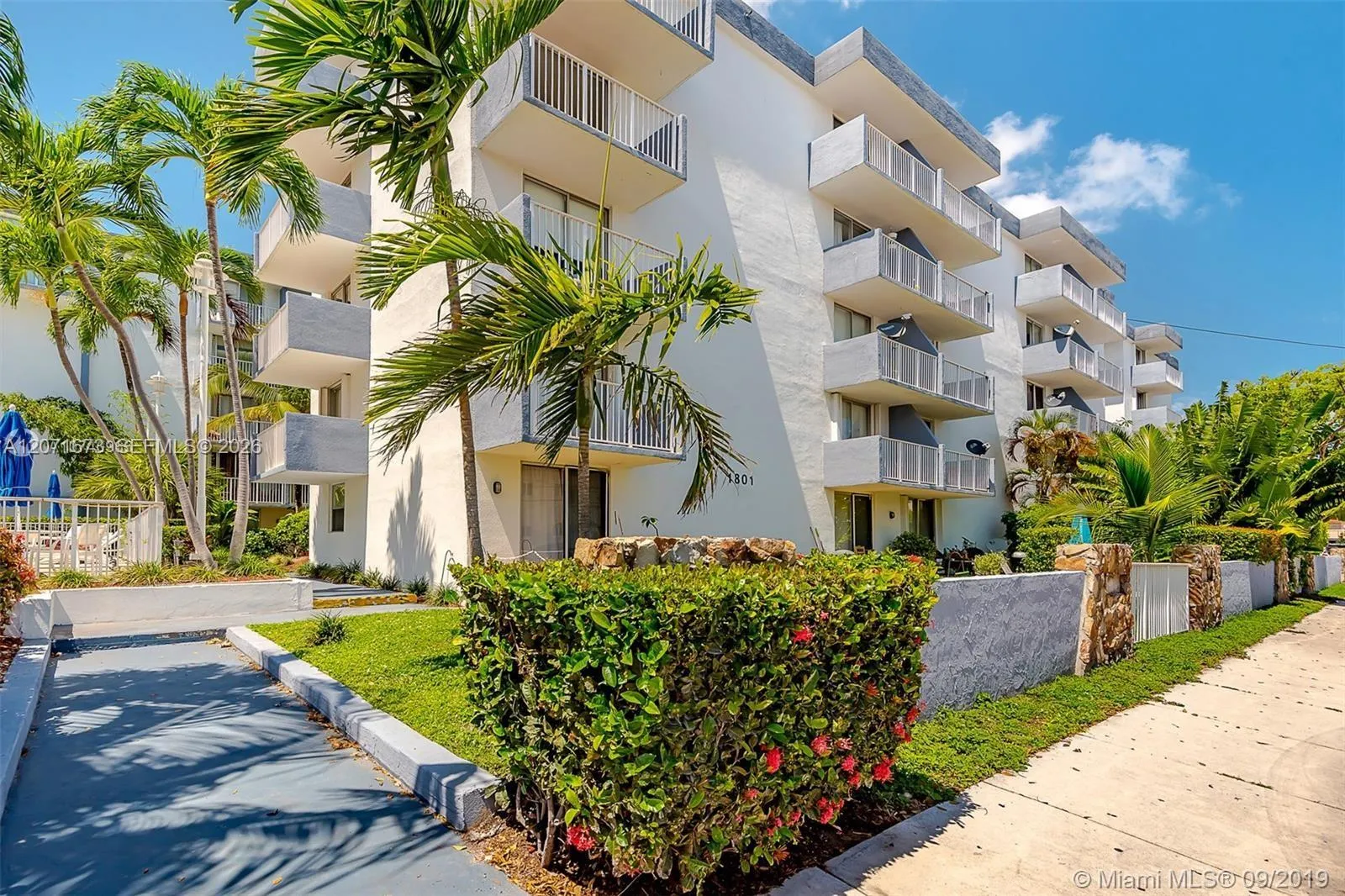 Foto de propiedad en 1801 S Treasure Drive 302, Miami Beach, FL 33141 Miami Beach con MLS# 