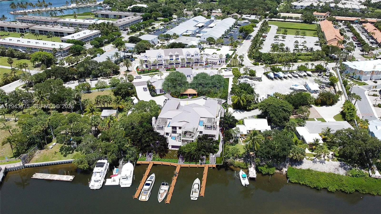 En Venta 18011 N Highway A1a, Jupiter, FL 33477, Jupiter, FL 33477