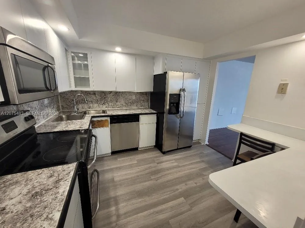 Foto de propiedad en 18021 Biscayne Boulevard 1903, Aventura, FL 33160 Aventura con MLS# 
