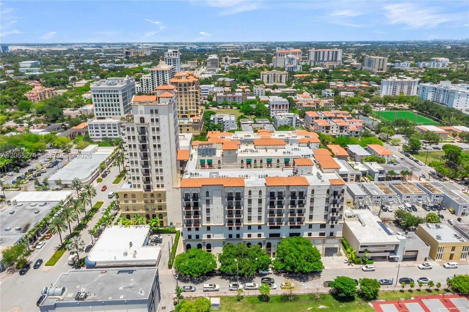 En Venta 1805 Ponce De Leon Boulevard 624, Coral Gables, FL 33134, Coral Gables, FL 33134