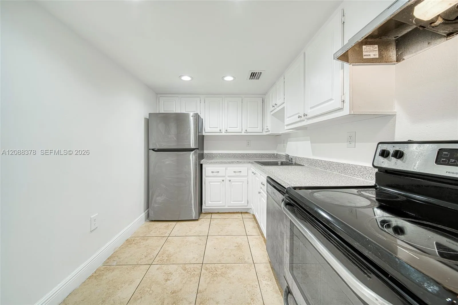 En Venta 1805 Sans Souci Boulevard 122, North Miami, FL 33181, North Miami, FL 33181
