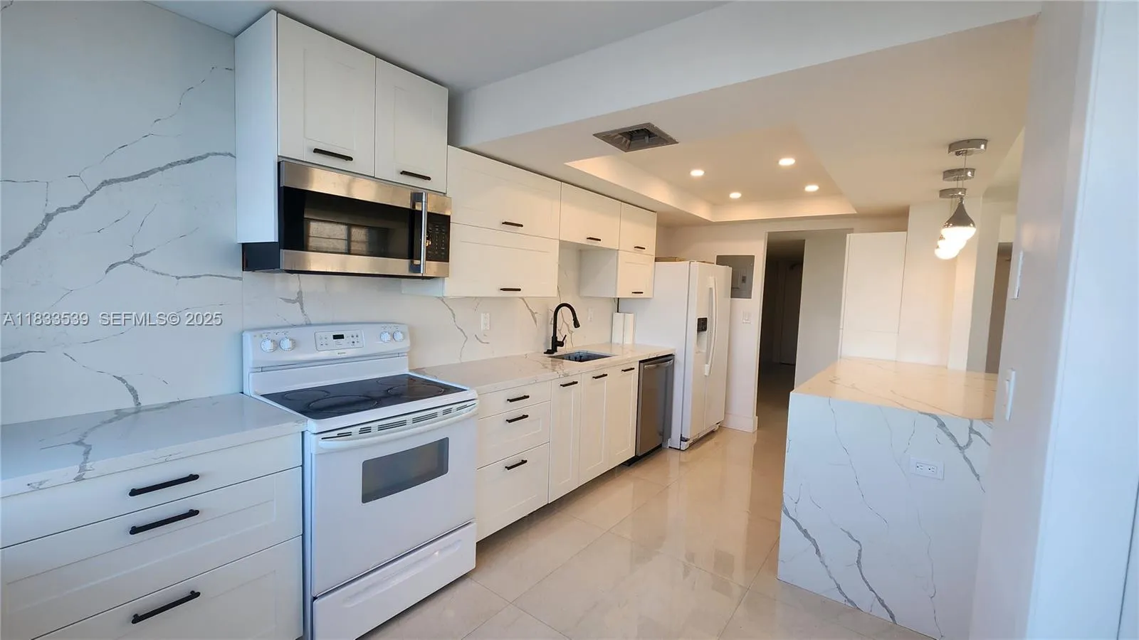 Foto de propiedad en 18051 Biscayne Boulevard 1705, Aventura, FL 33160 Aventura con MLS# 