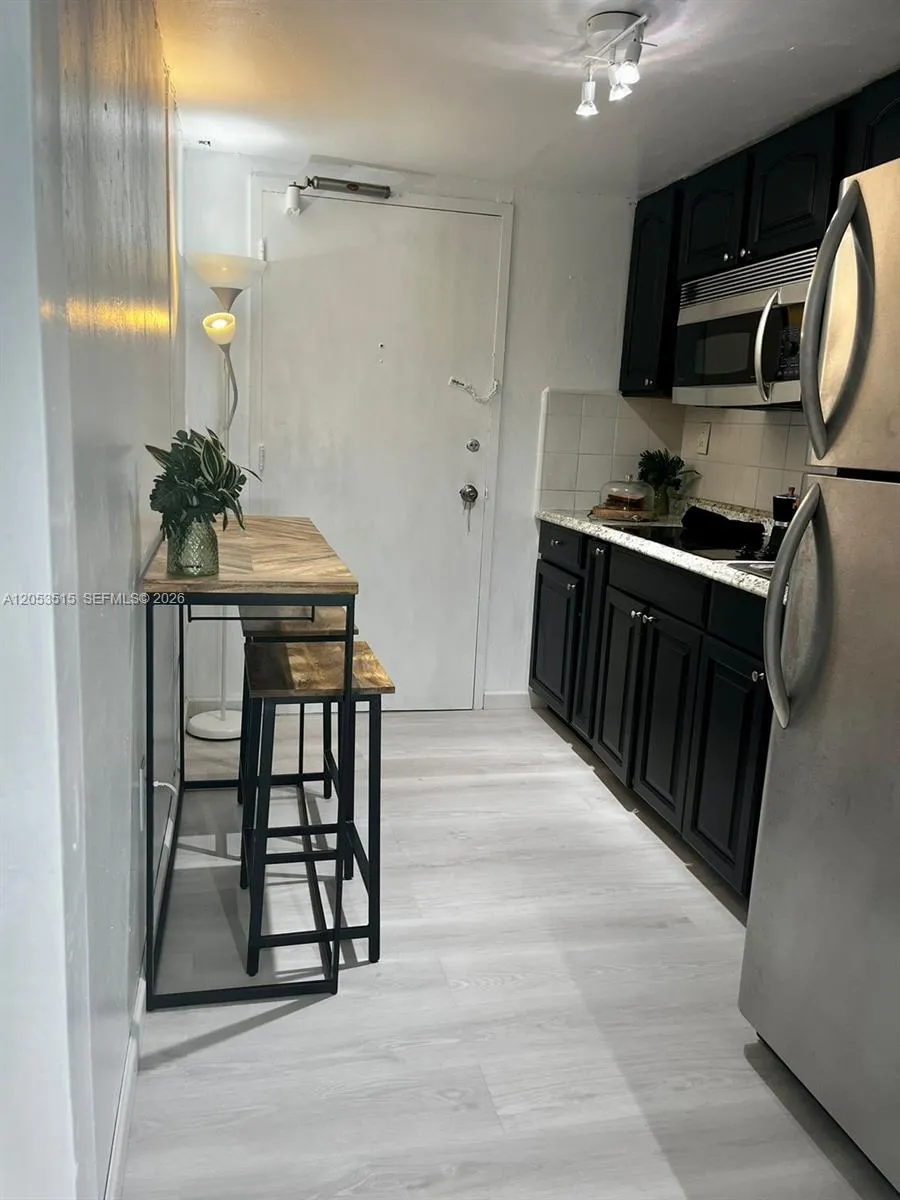 Foto de propiedad en 18071 Biscayne Boulevard 1402, Aventura, FL 33160 Aventura con MLS# 