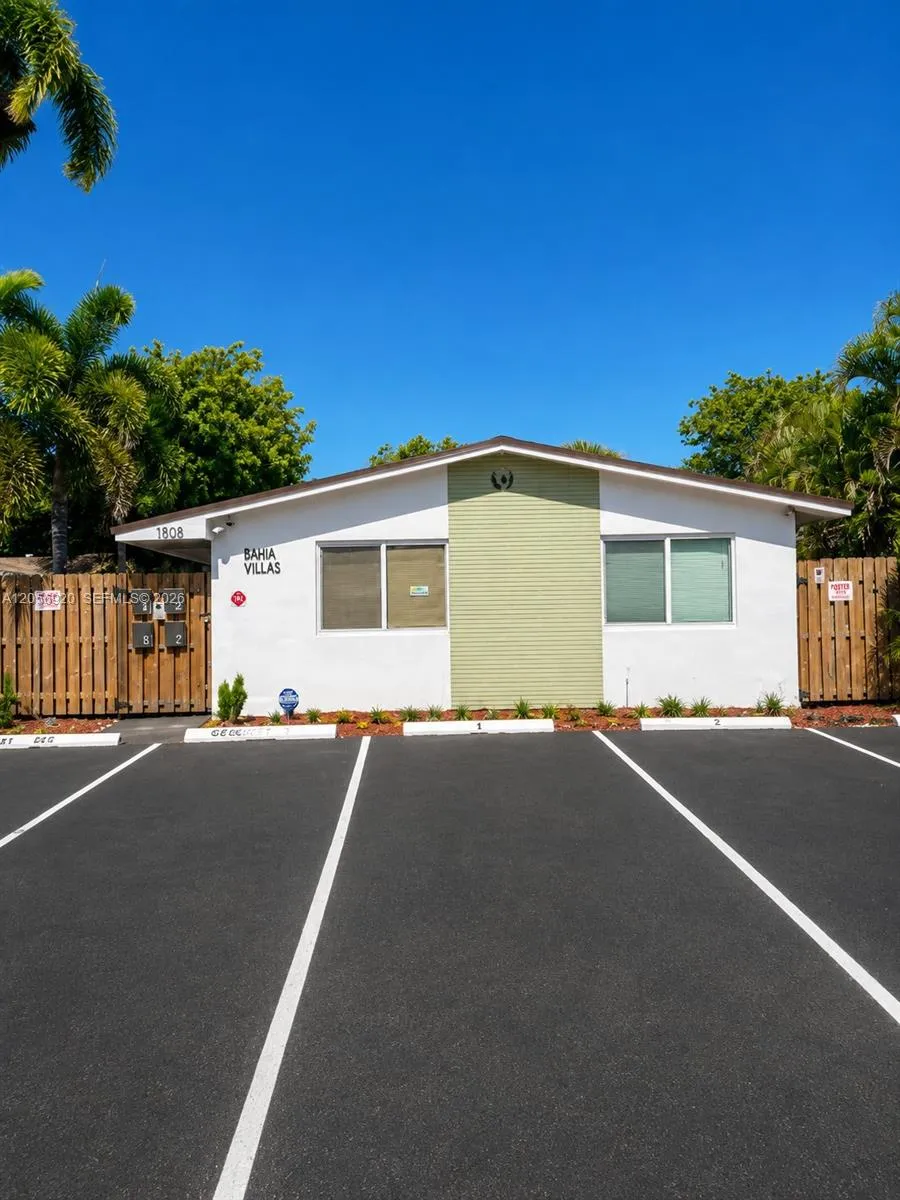 Foto de propiedad en 1808 NE 11th Avenue 1, Fort Lauderdale, FL 33305 Fort Lauderdale con MLS# 