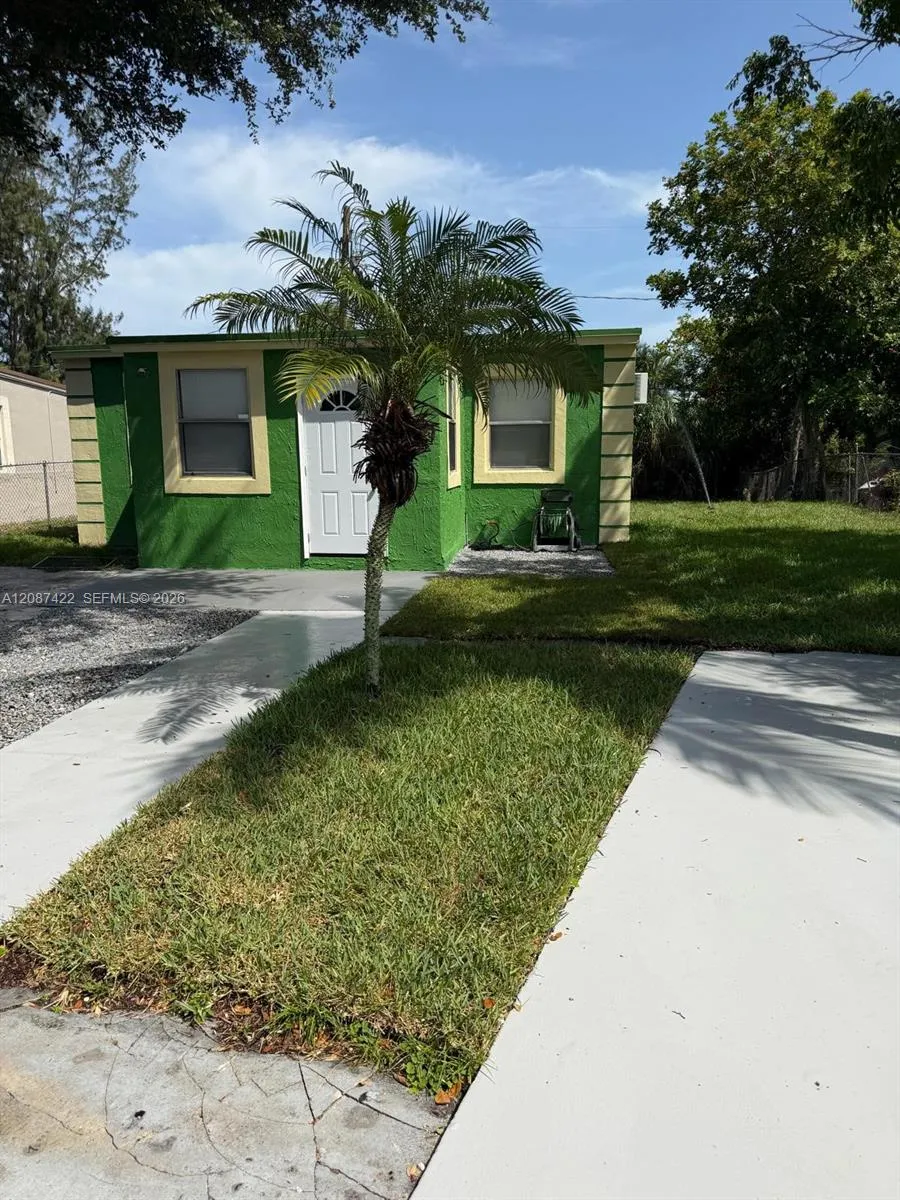 En Venta 1810 Rutland Street, Opa-Locka, FL 33054, Opa-Locka, FL 33054