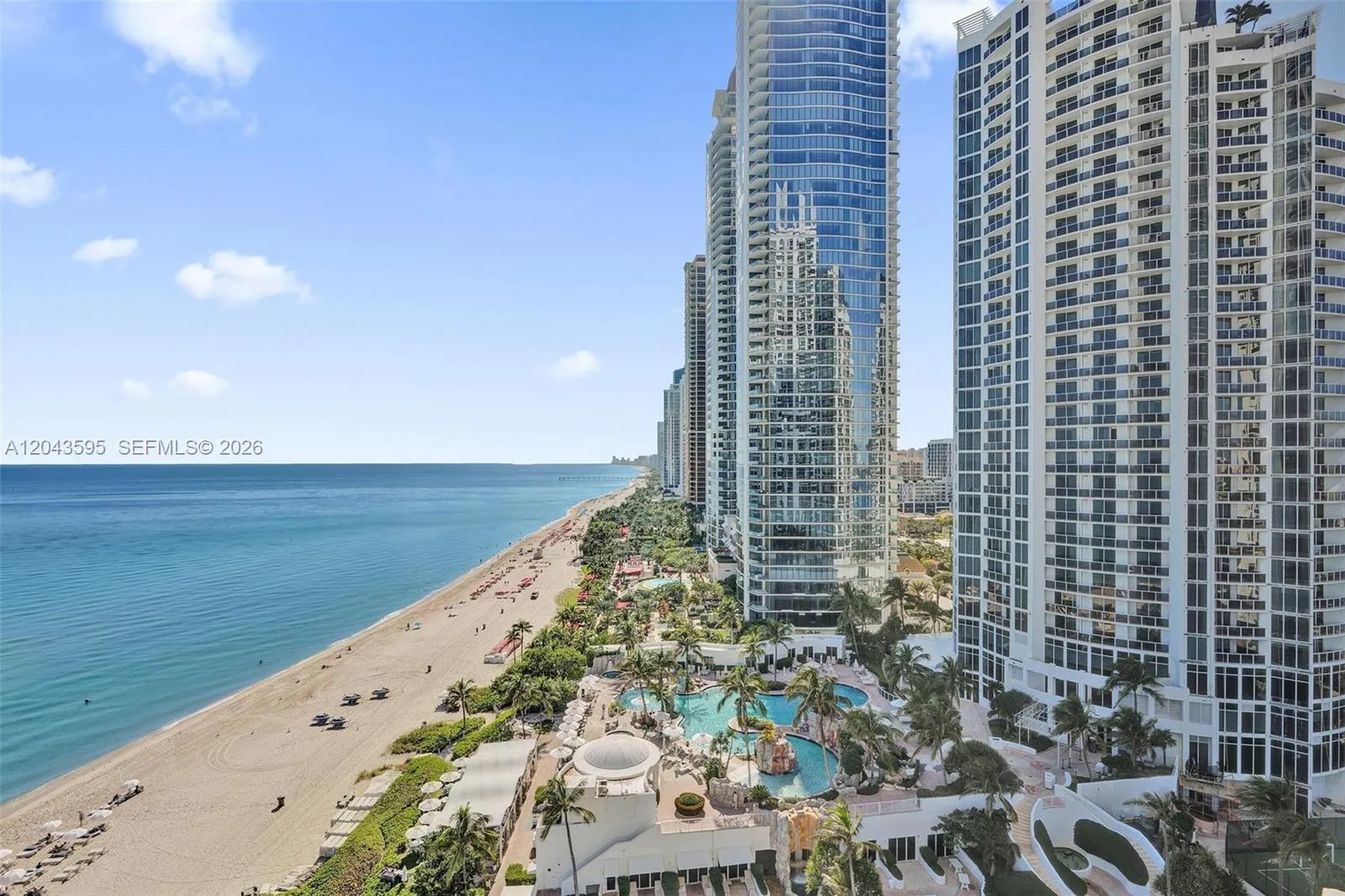 Foto de propiedad en 18101 Collins Avenue 1607, Sunny Isles Beach, FL 33160 Sunny Isles Beach con MLS# 