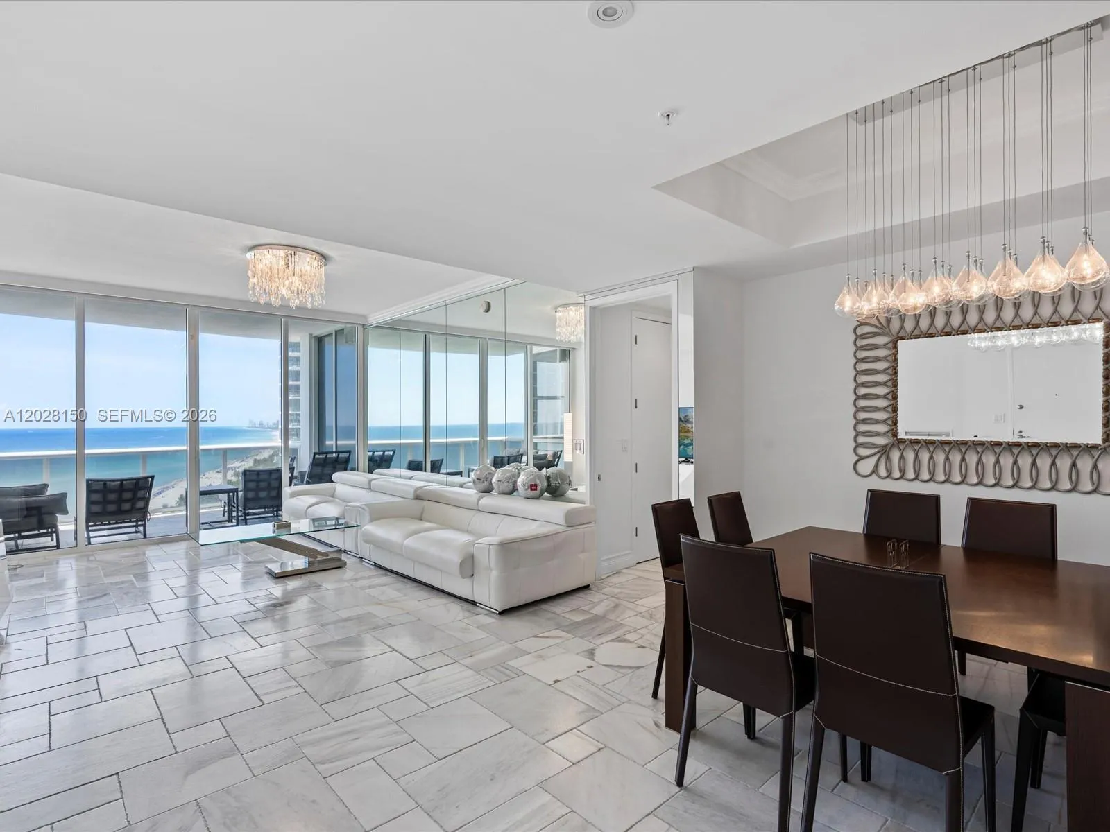 Foto de propiedad en 18101 Collins Avenue 1904, Sunny Isles Beach, FL 33160 Sunny Isles Beach con MLS# 