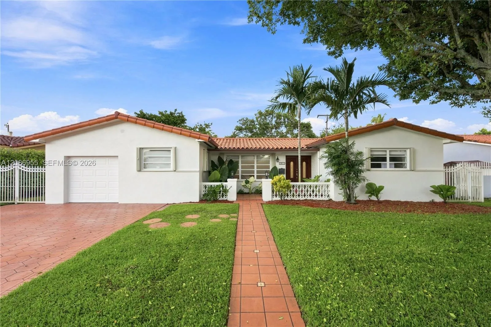 En Venta 1811 SW 99th Avenue, Miami, FL 33165, Miami, FL 33165