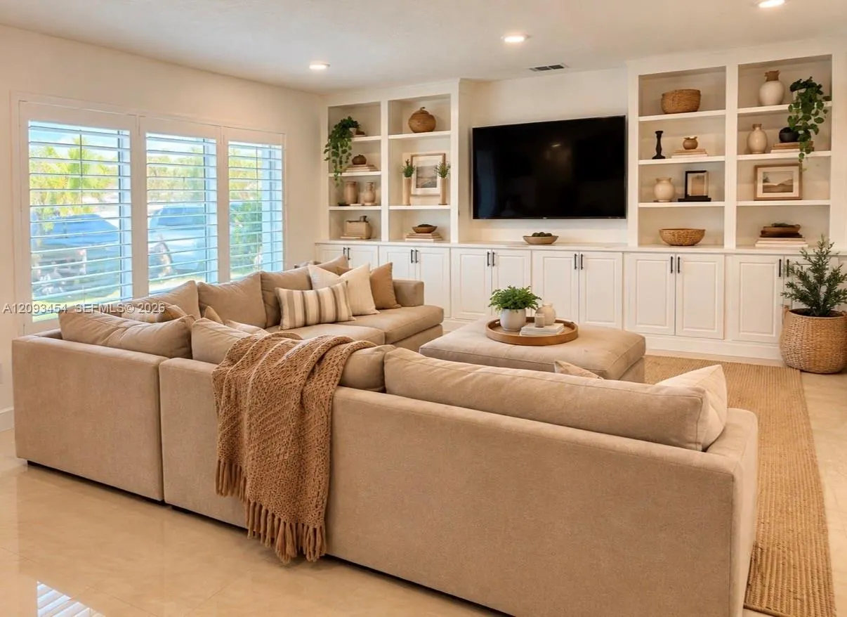 En Renta 18145 SW 95th Court 0, Palmetto Bay, FL 33157, Palmetto Bay, FL 33157