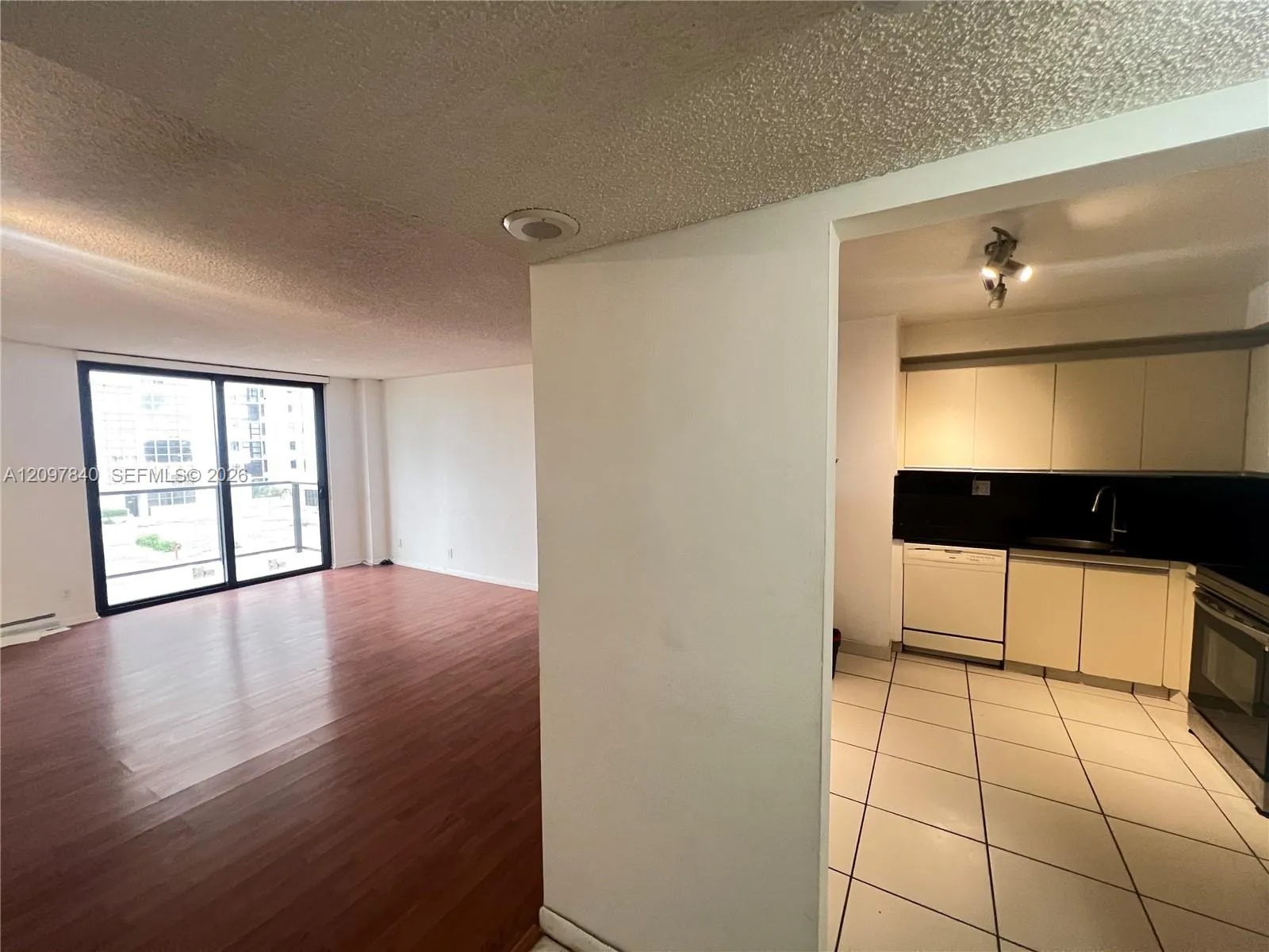 En Renta 18151 NE 31st Court 504, Aventura, FL 33160, Aventura, FL 33160