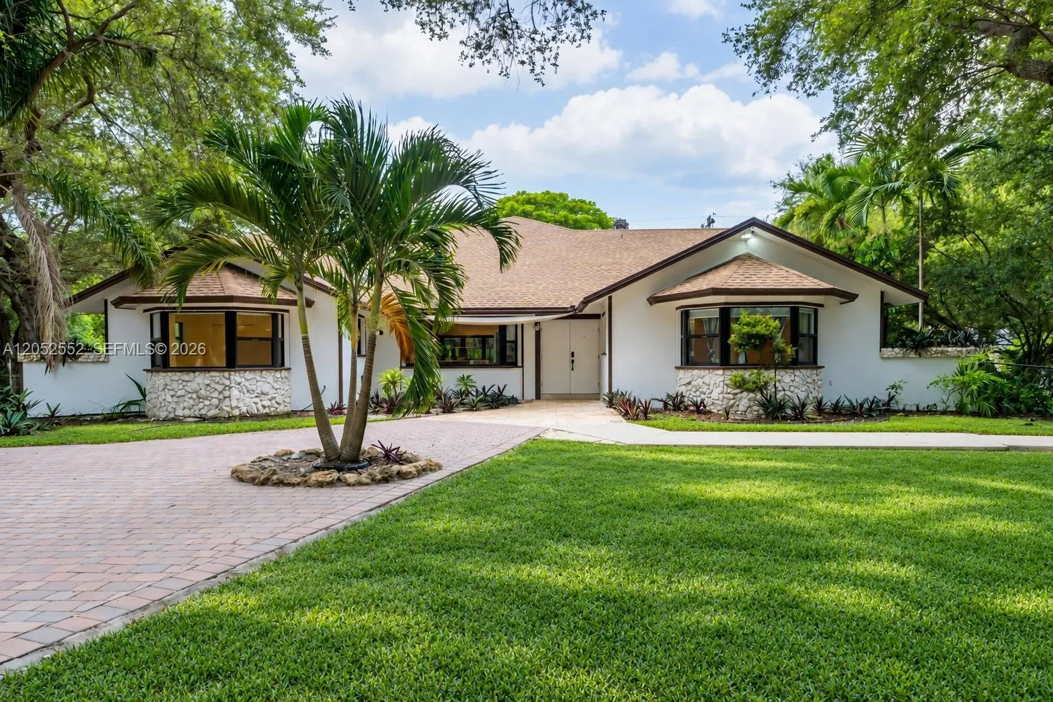 Foto de propiedad en 18180 SW 66th Street, Southwest Ranches, FL 33331 Southwest Ranches con MLS# 