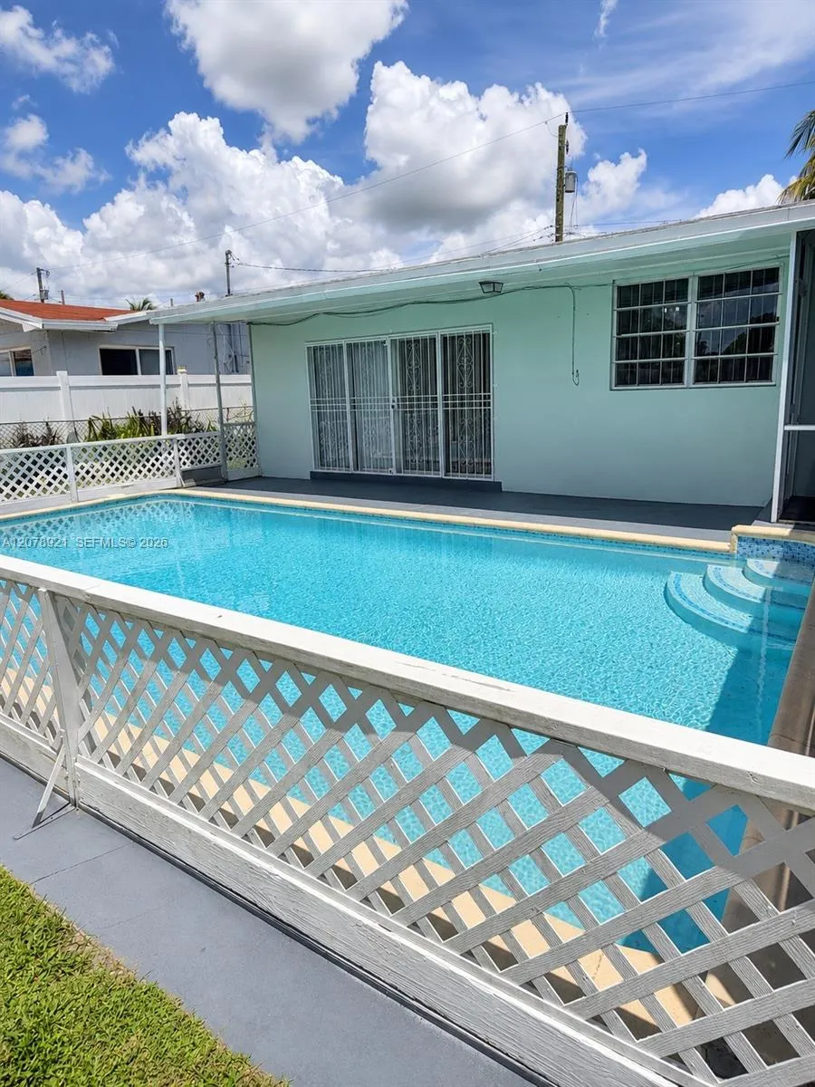 En Venta 1820 NW 172nd Terrace, Miami Gardens, FL 33056, Miami Gardens, FL 33056