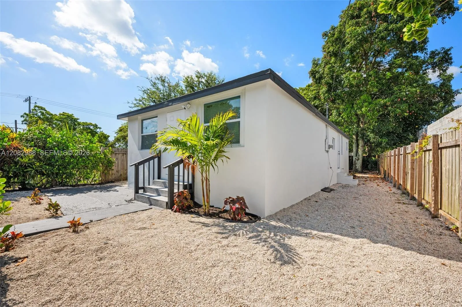 En Renta 1820 NW 63rd Street 0, Miami, FL 33147, Miami, FL 33147