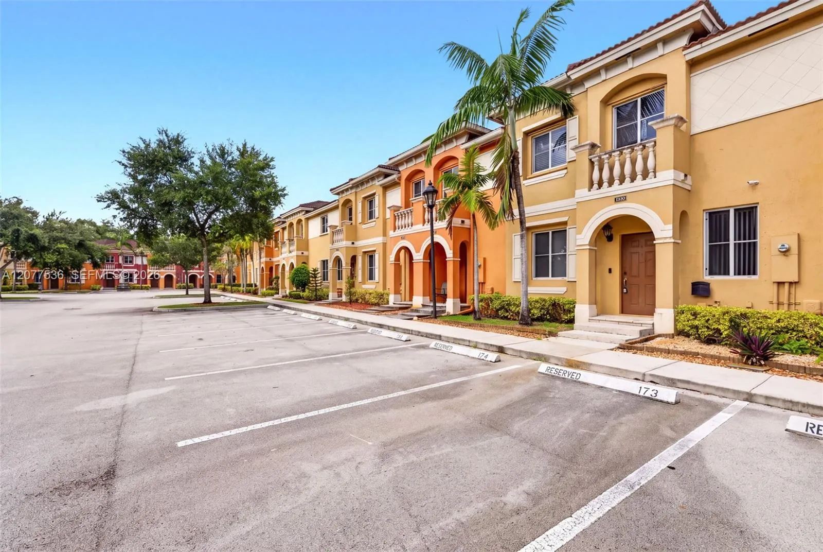 Foto de propiedad en 1820 SW 89th Terrace, Miramar, FL 33025 Miramar con MLS# 