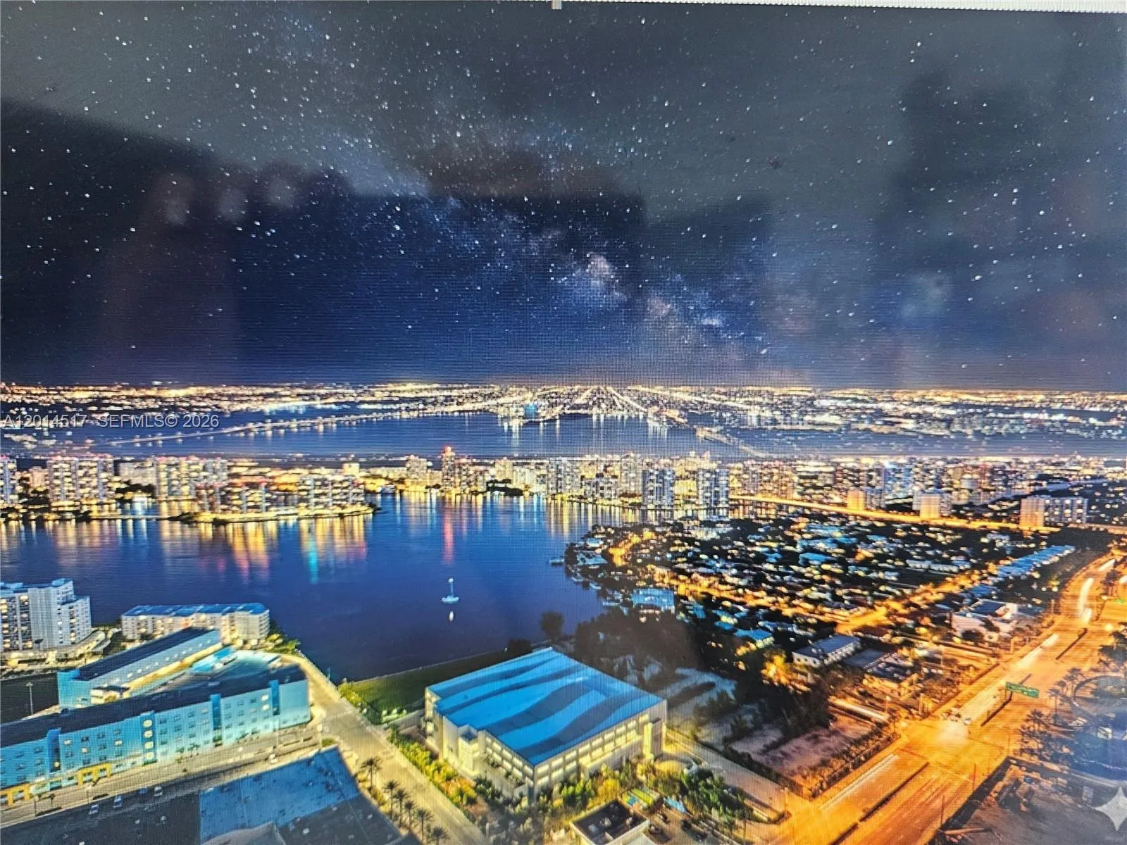 Foto de propiedad en 18201 Collins Avenue 4901, Sunny Isles Beach, FL 33160 Sunny Isles Beach con MLS# 