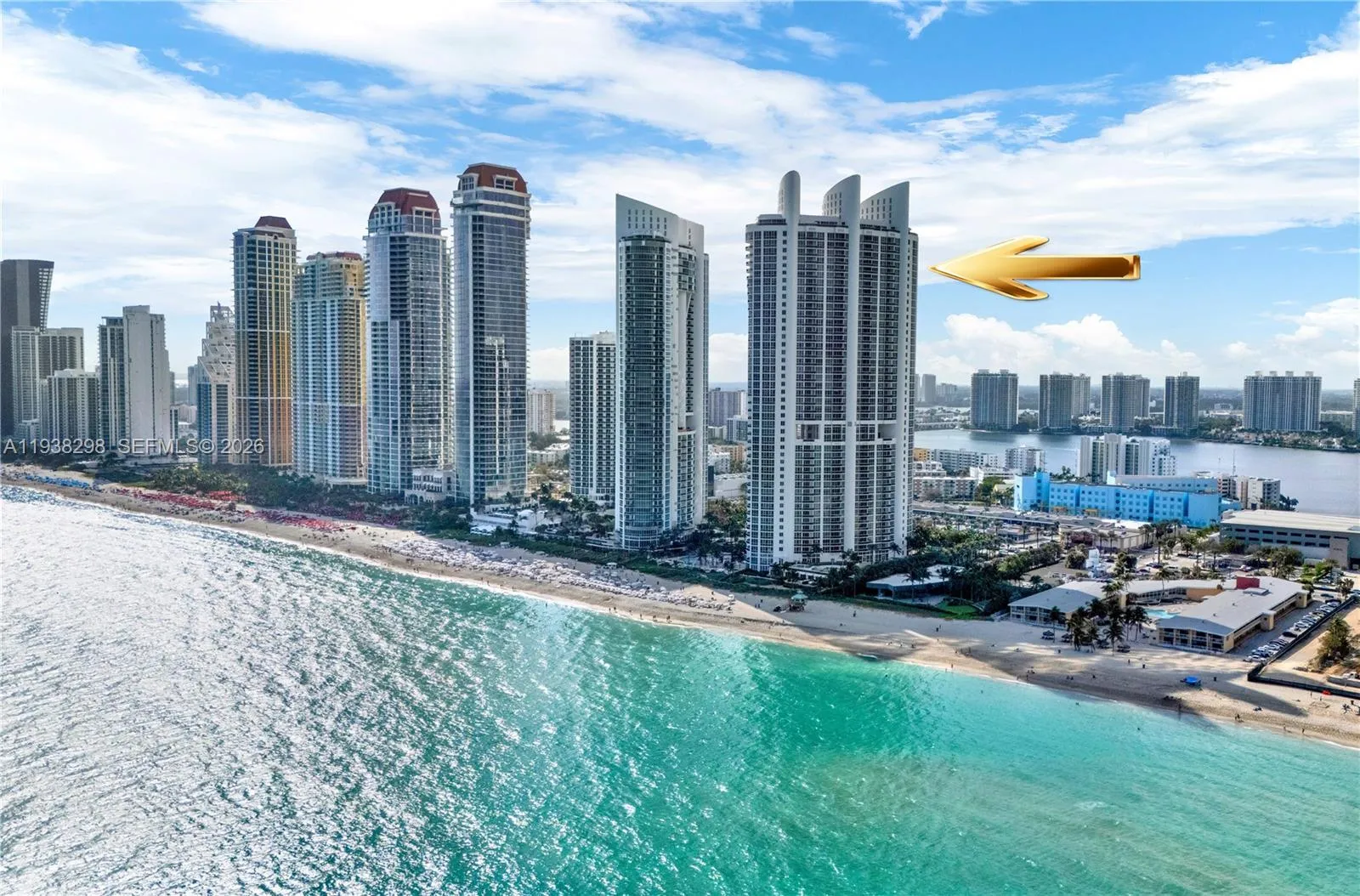 Foto de propiedad en 18201 Collins Avenue 801A, Sunny Isles Beach, FL 33160 Sunny Isles Beach con MLS# 