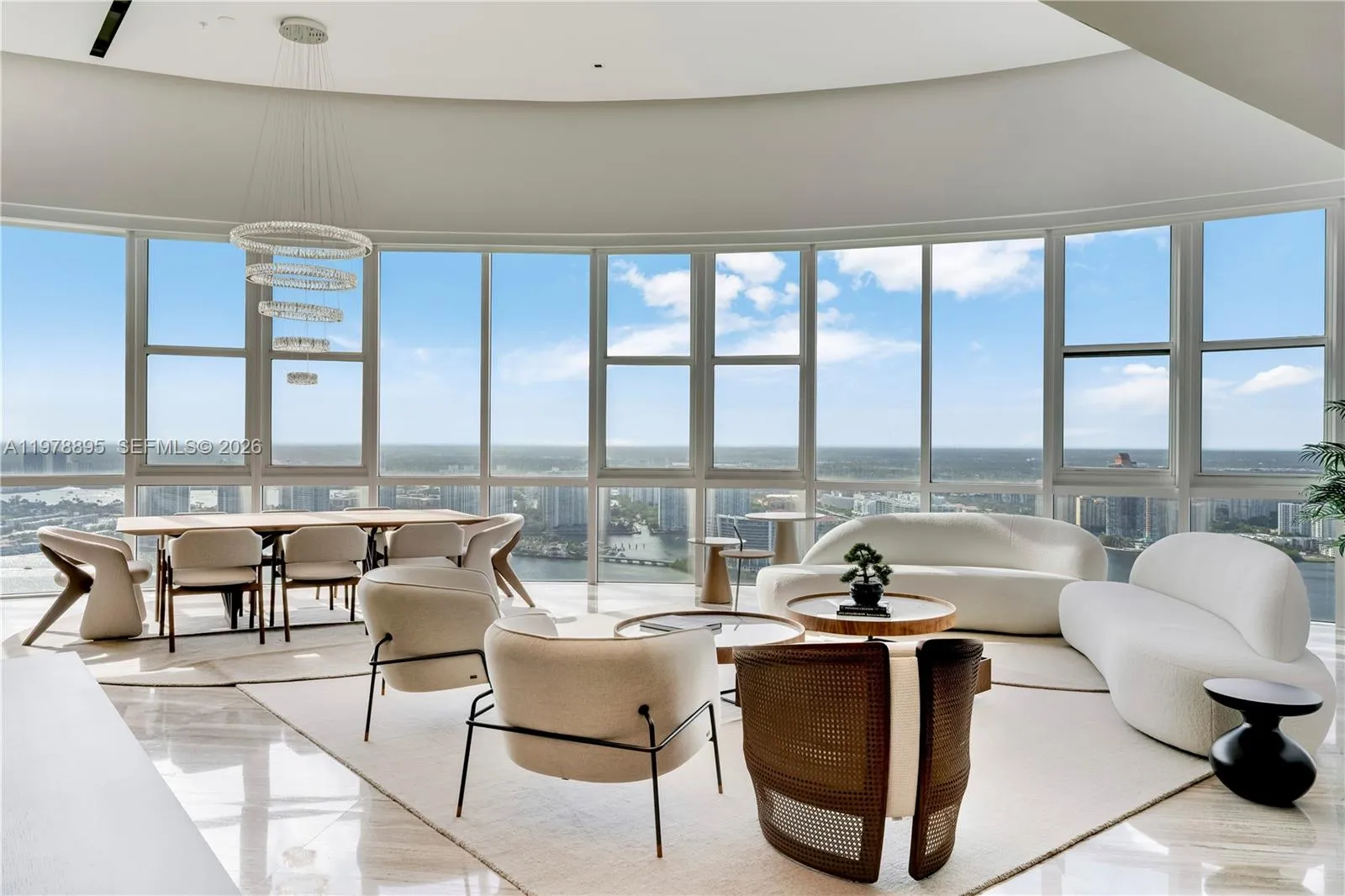 Foto de propiedad en 18201 E Collins Avenue TS1, Sunny Isles Beach, FL 33160 Sunny Isles Beach con MLS# 
