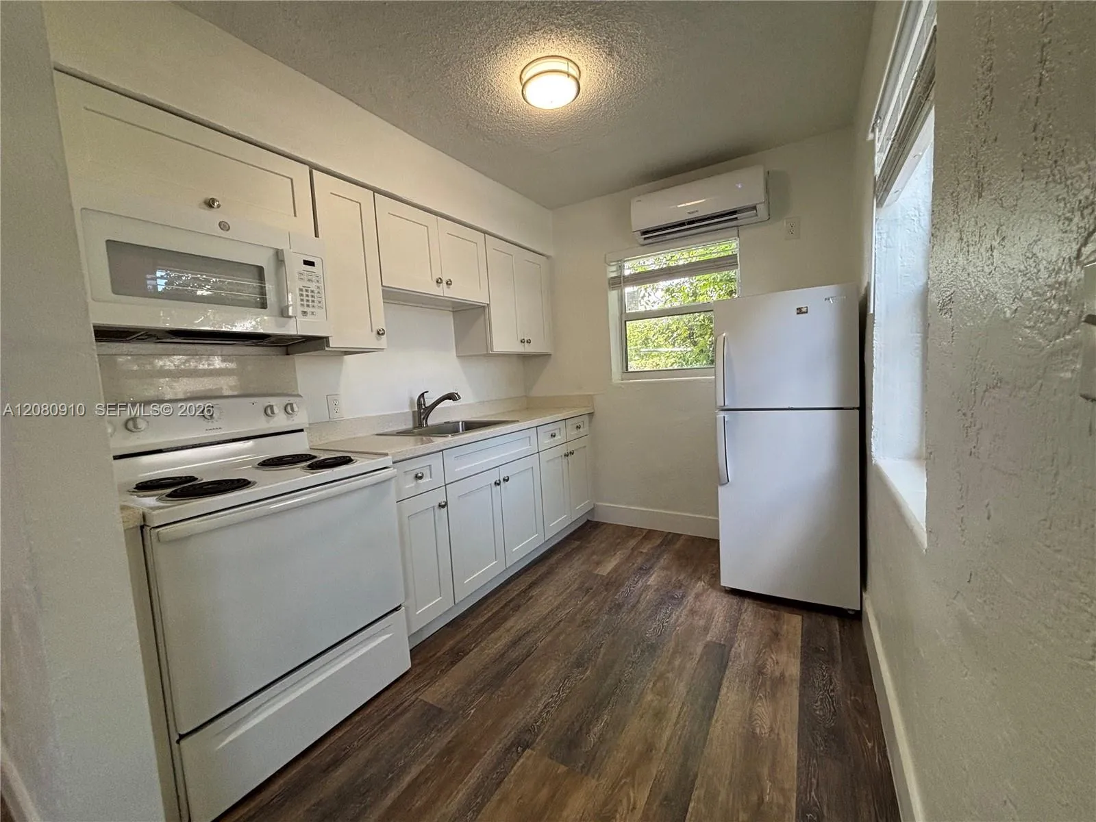 Foto de propiedad en 1821 Thomas Street 6, Hollywood, FL 33020 Hollywood con MLS# 