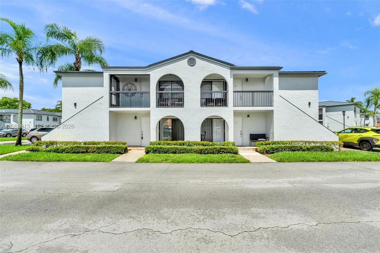 En Venta 18226 Mediterranean Boulevard 7-16, Hialeah, FL 33015, Hialeah, FL 33015