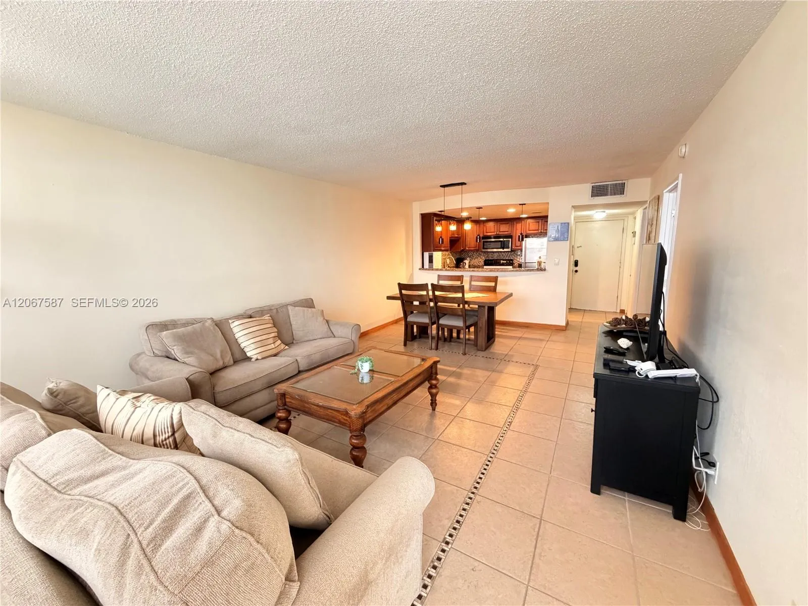 Foto de propiedad en 1825 S Ocean Drive 607, Hallandale Beach, FL 33009 Hallandale Beach con MLS#