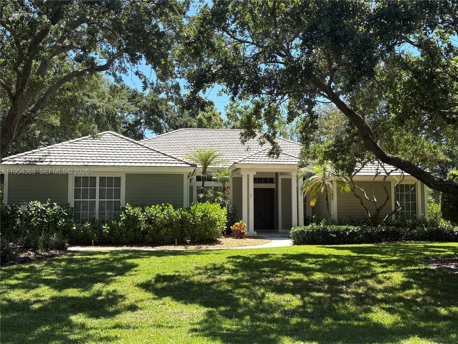 Alquilada 18265 SE Ridgeview Drive, Tequesta, FL 33469, Tequesta, FL 33469