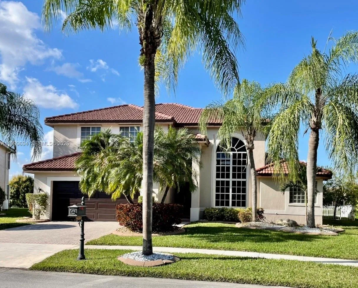 Foto de propiedad en 18281 SW 22nd Street, Miramar, FL 33029 Miramar con MLS# 