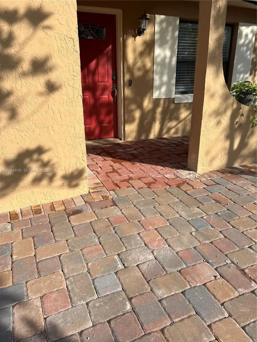 Foto de propiedad en 1829 Matterhorn Drive 0, Orlando, FL 32818 Orlando con MLS# 