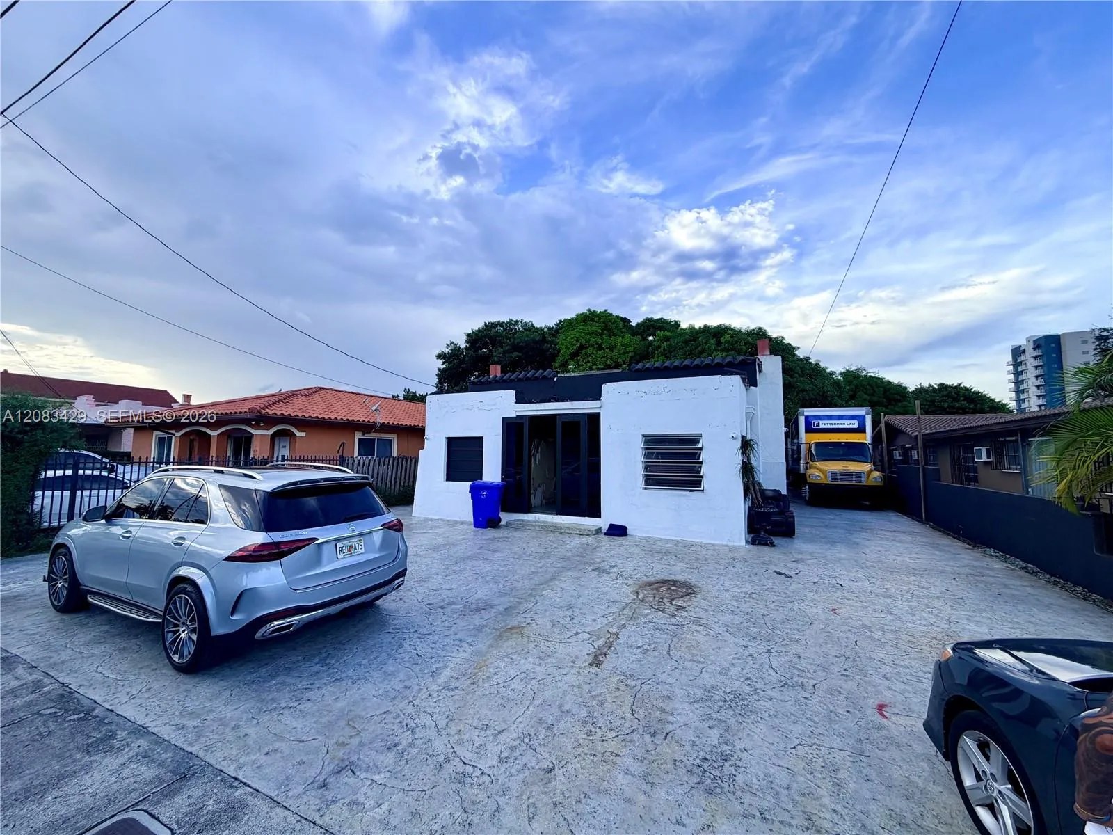 Foto de propiedad en 1829 NW 5th Street, Miami, FL 33125 Miami con MLS# 