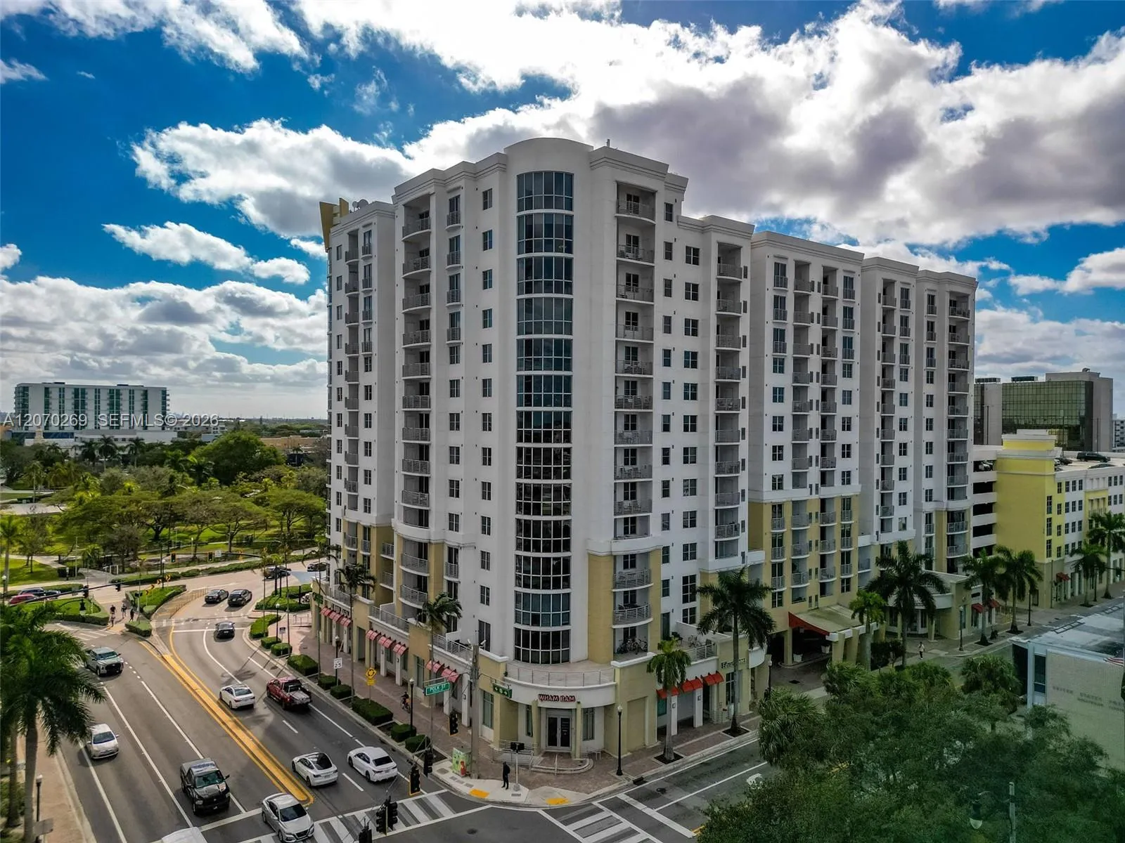 Foto de propiedad en 1830 Radius Drive 903, Hollywood, FL 33020 Hollywood con MLS#