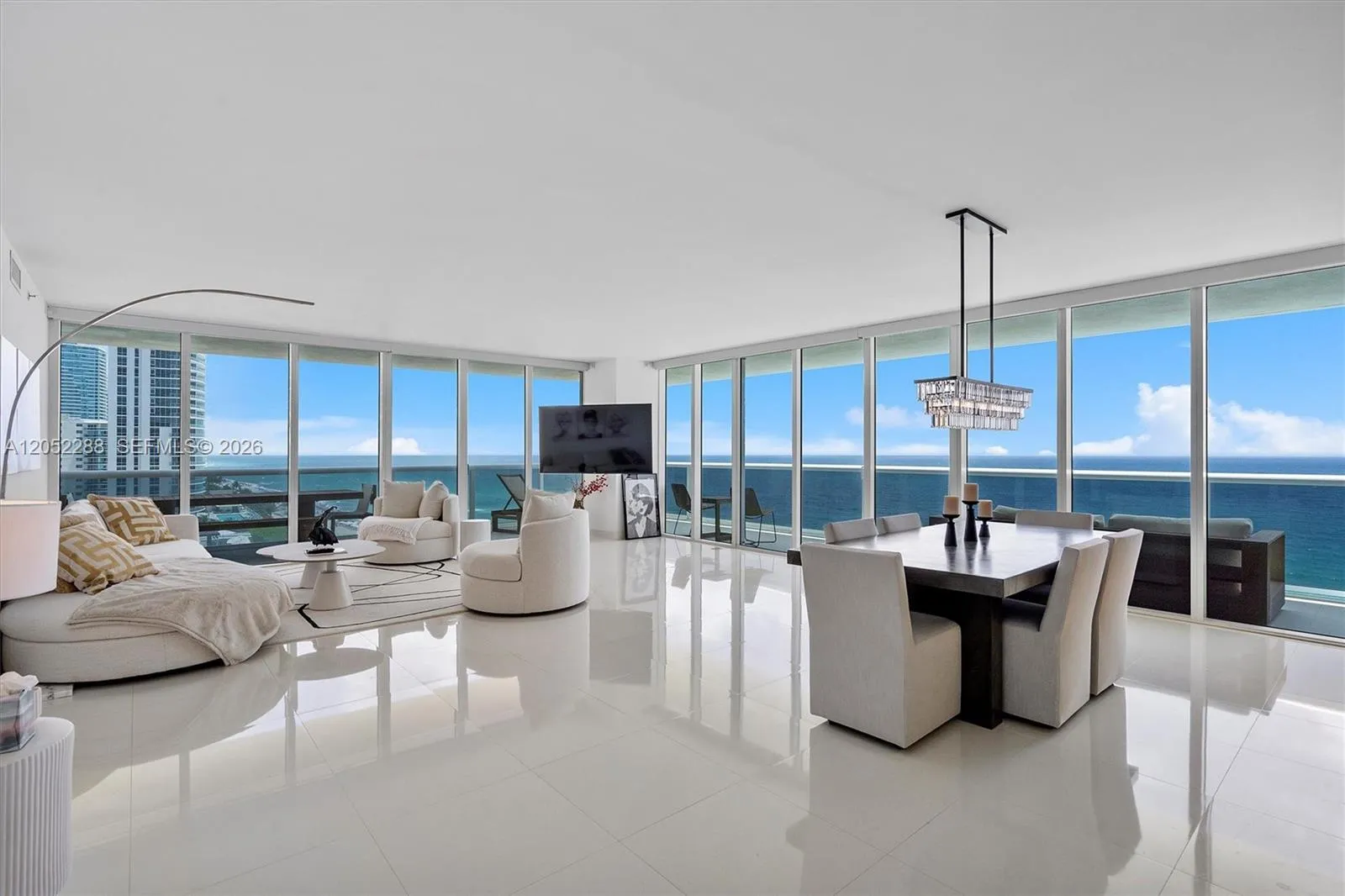 En Renta 1830 S Ocean Drive 1101, Hallandale Beach, FL 33009, Hallandale Beach, FL 33009