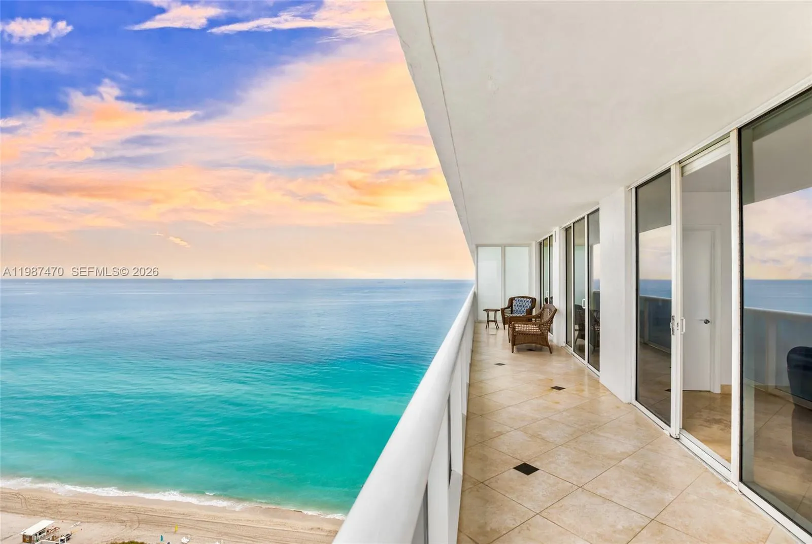 Foto de propiedad en 1830 S Ocean Drive 2808, Hallandale Beach, FL 33009 Hallandale Beach con MLS# 