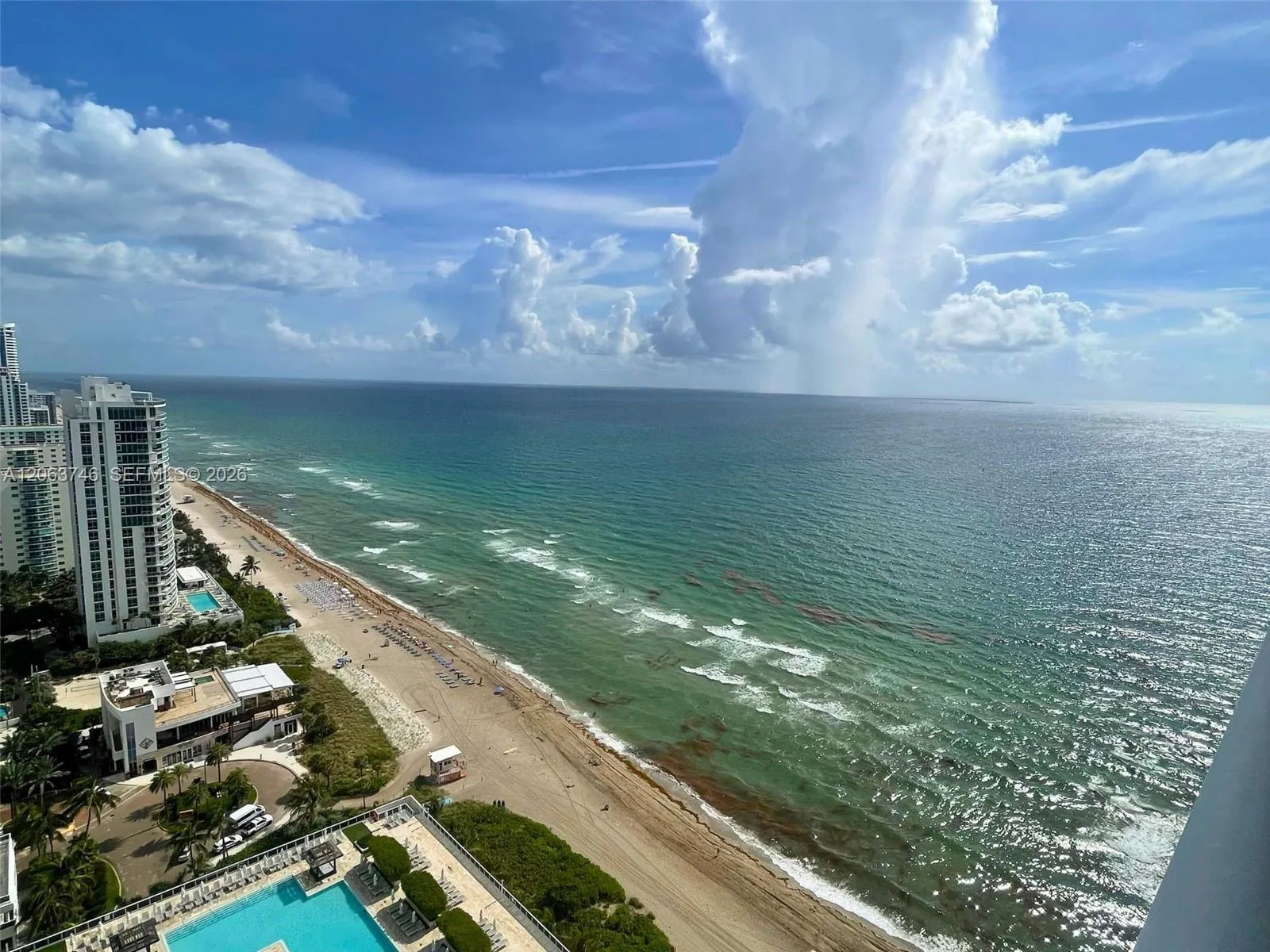 Foto de propiedad en 1830 S Ocean Drive 3011, Hallandale Beach, FL 33009 Hallandale Beach con MLS# 