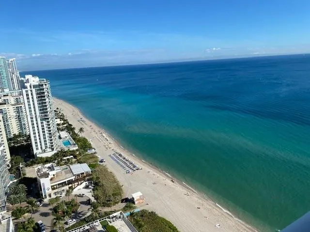 Foto de propiedad en 1830 S Ocean Drive 3112, Hallandale Beach, FL 33009 Hallandale Beach con MLS# 