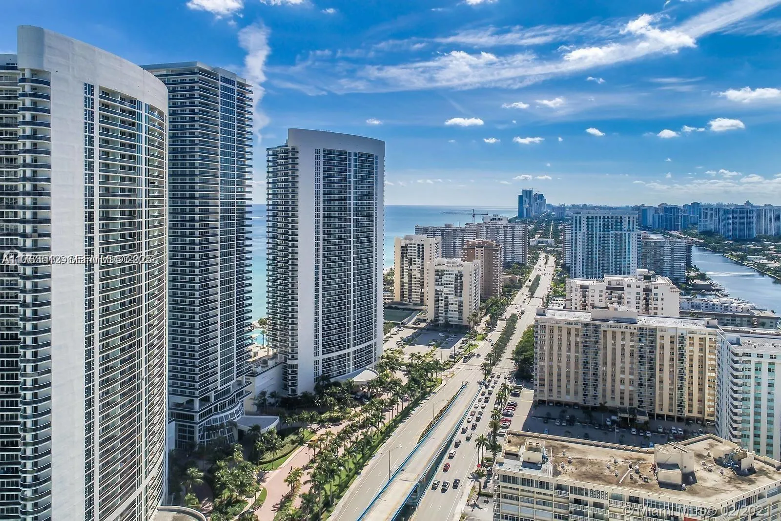 Foto de propiedad en 1830 S Ocean Drive 3707, Hallandale Beach, FL 33009 Hallandale Beach con MLS# 