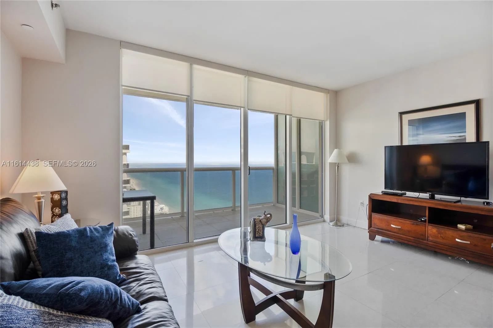 Foto de propiedad en 1830 S Ocean Drive 4409, Hallandale Beach, FL 33009 Hallandale Beach con MLS# 