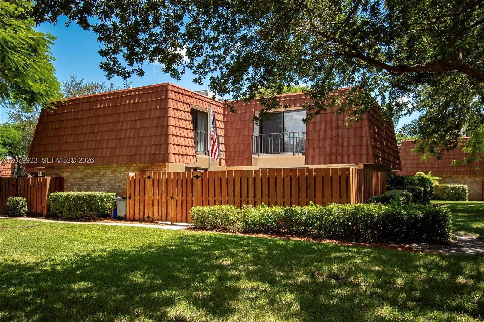 Foto de propiedad en 1830 San Juan Drive 23-B, Delray Beach, FL 33445 Delray Beach con MLS# 