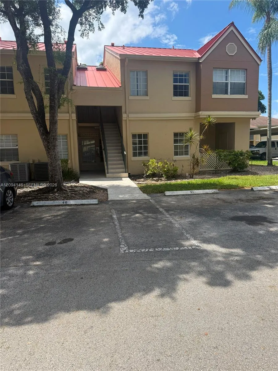 En Renta 18310 NW 68th Avenue F, Hialeah, FL 33015, Hialeah, FL 33015