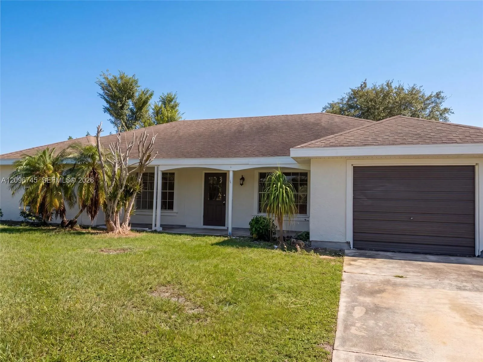 En Venta 1832 SE Wexford Court, Port St. Lucie, FL 34952, Port St. Lucie, FL 34952