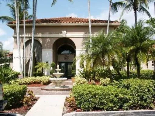 En Venta 18328 NW 68th Avenue O, Hialeah, FL 33015, Hialeah, FL 33015