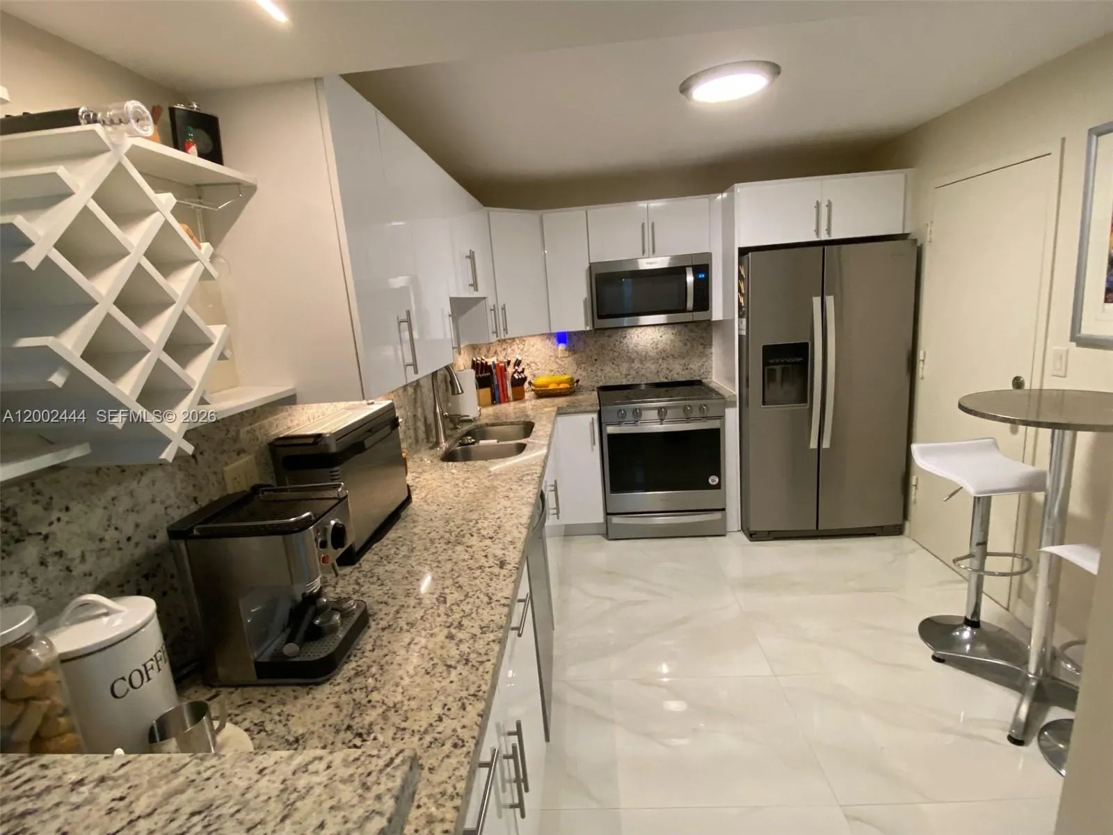 Vendido 1833 S Ocean Drive 309, Hallandale Beach, FL 33009, Hallandale Beach, FL 33009