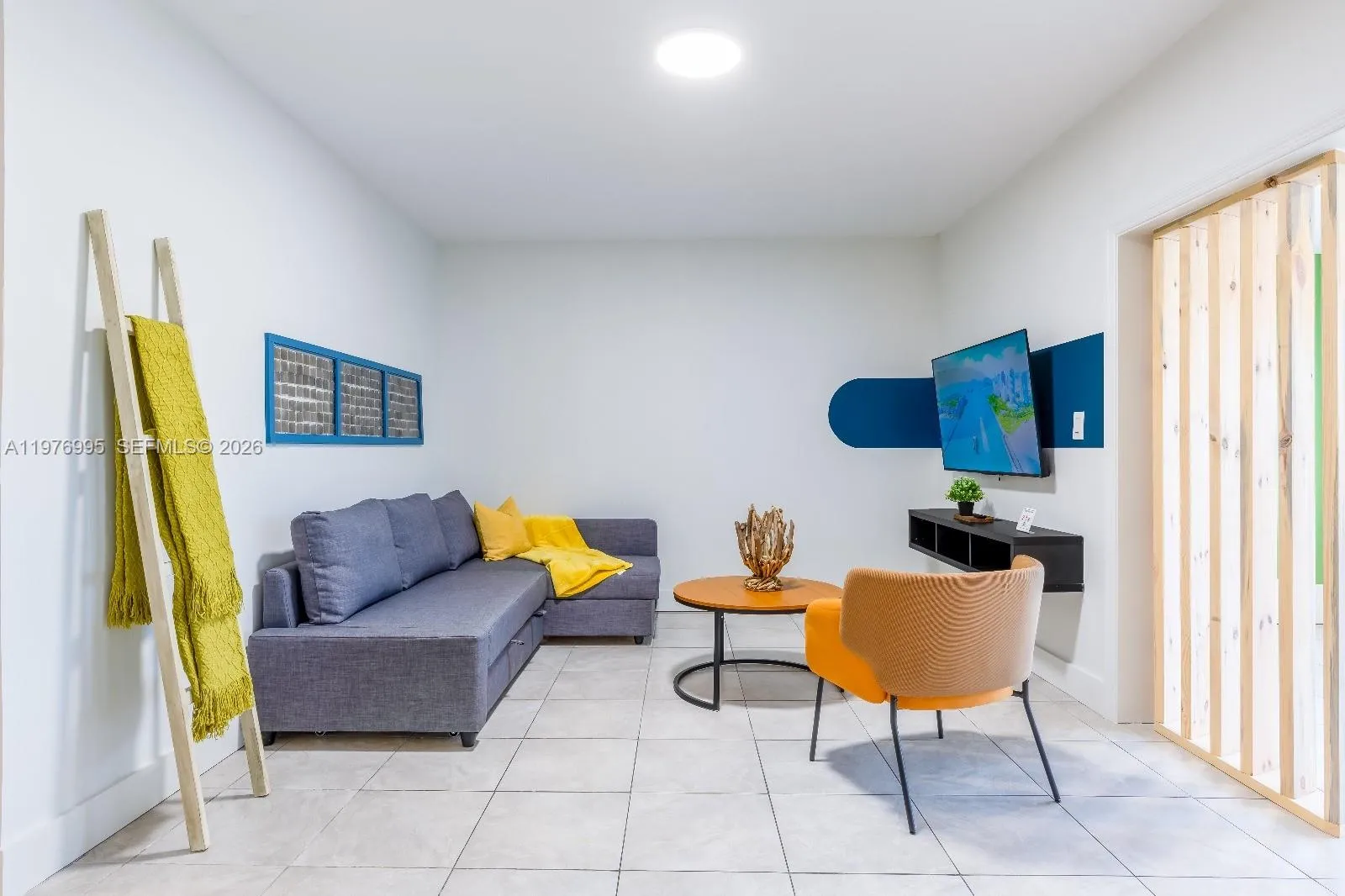 Foto de propiedad en 1836 NW 16th Terrace, Miami, FL 33125 Miami con MLS# 