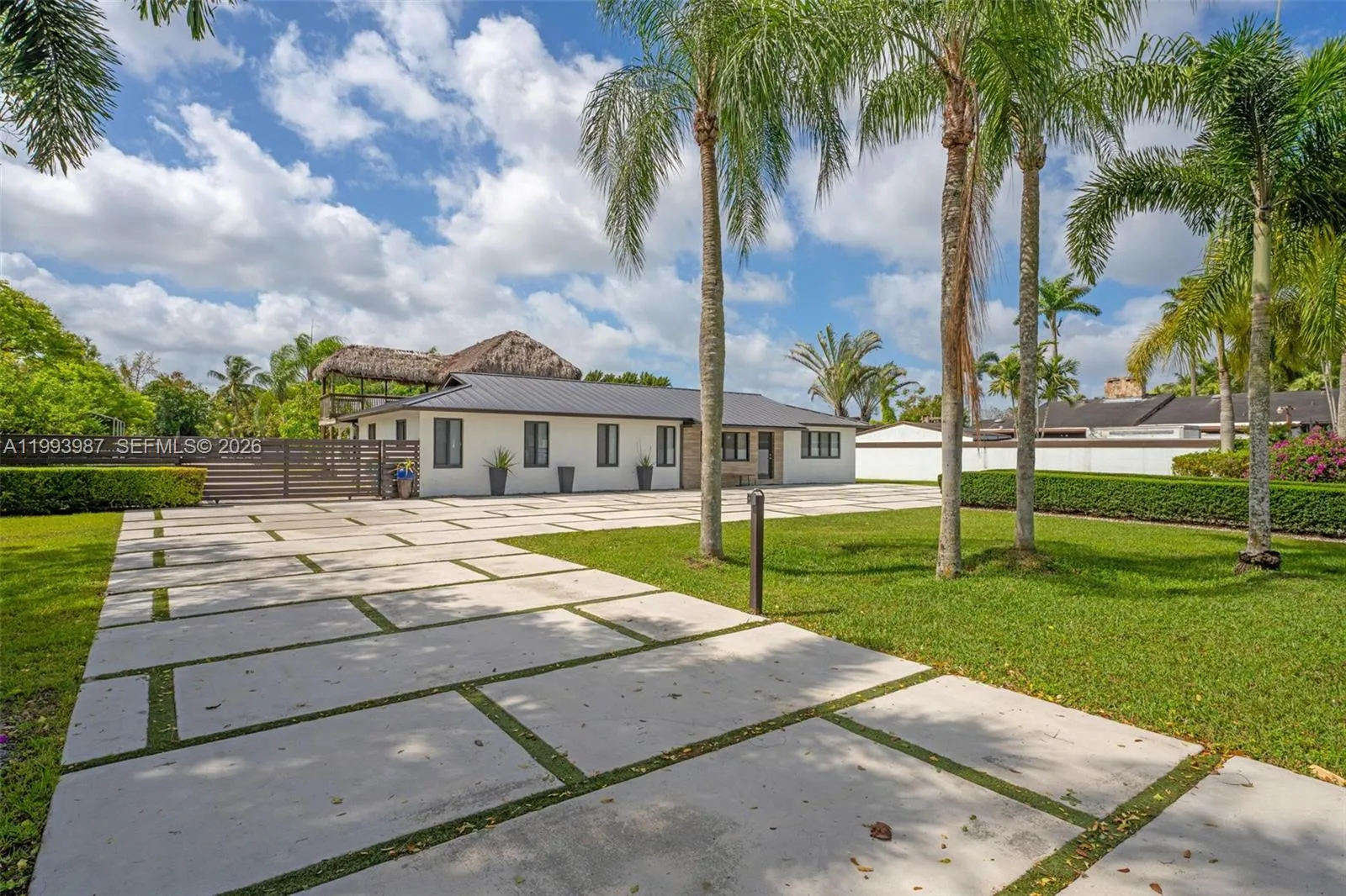 Vendido 18360 SW 224th Street, Miami, FL 33170, Miami, FL 33170