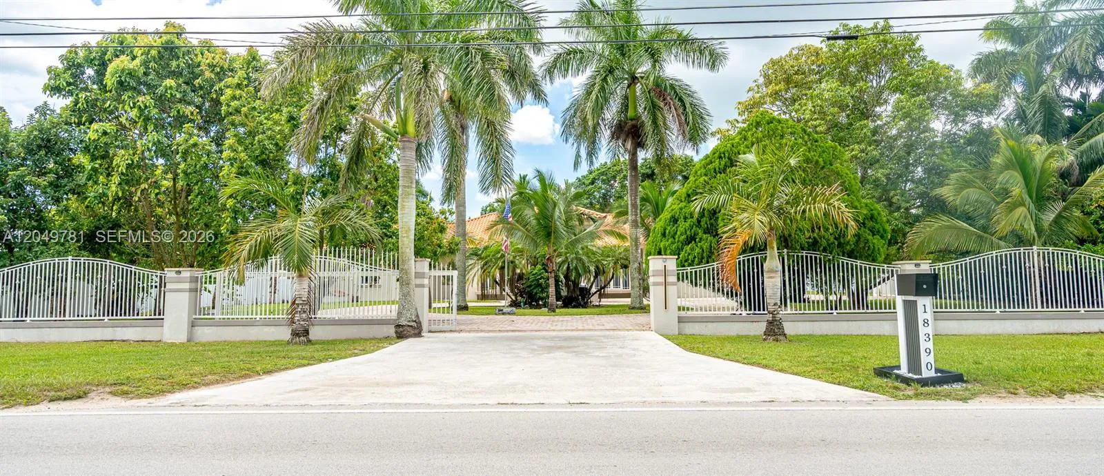 En Venta 18390 SW 200th Street, Miami, FL 33187, Miami, FL 33187
