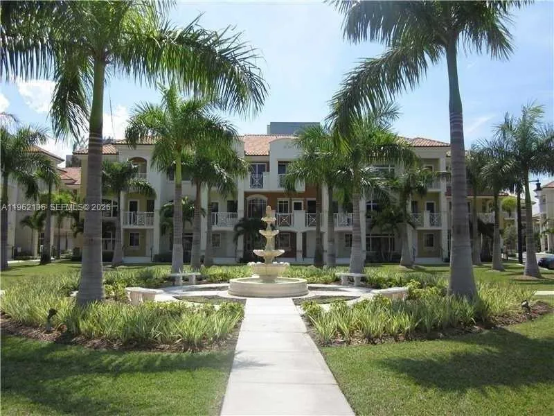 Foto de propiedad en 18402 NE 27 Court 124, Aventura, FL 33160 Aventura con MLS# 