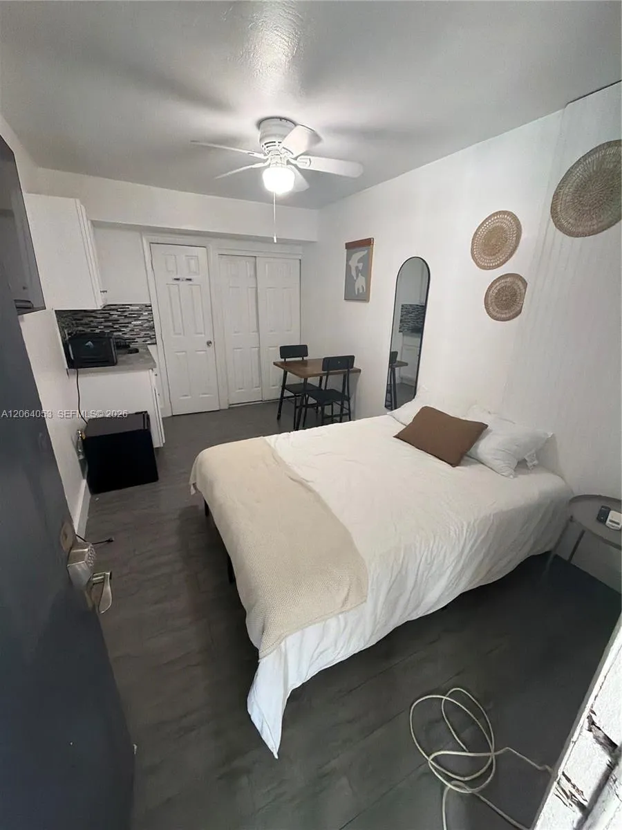 Foto de propiedad en 1843 Dewey Street 108, Hollywood, FL 33020 Hollywood con MLS# 