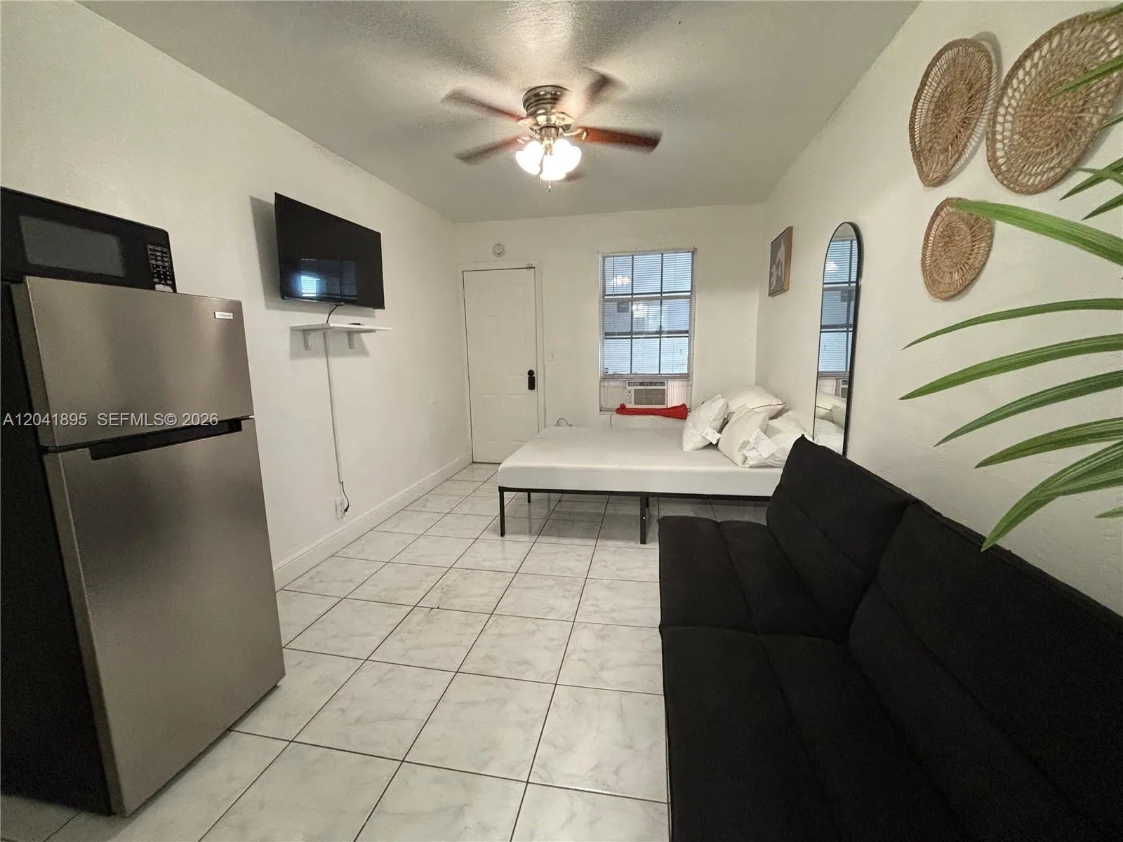 Foto de propiedad en 1843 Dewey Street 118, Hollywood, FL 33020 Hollywood con MLS# 