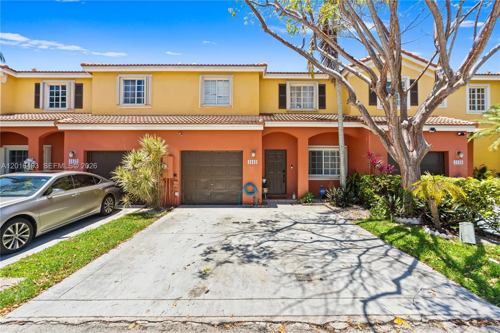 Foto de propiedad en 1844 SW 102nd Way, Miramar, FL 33025 Miramar con MLS# 
