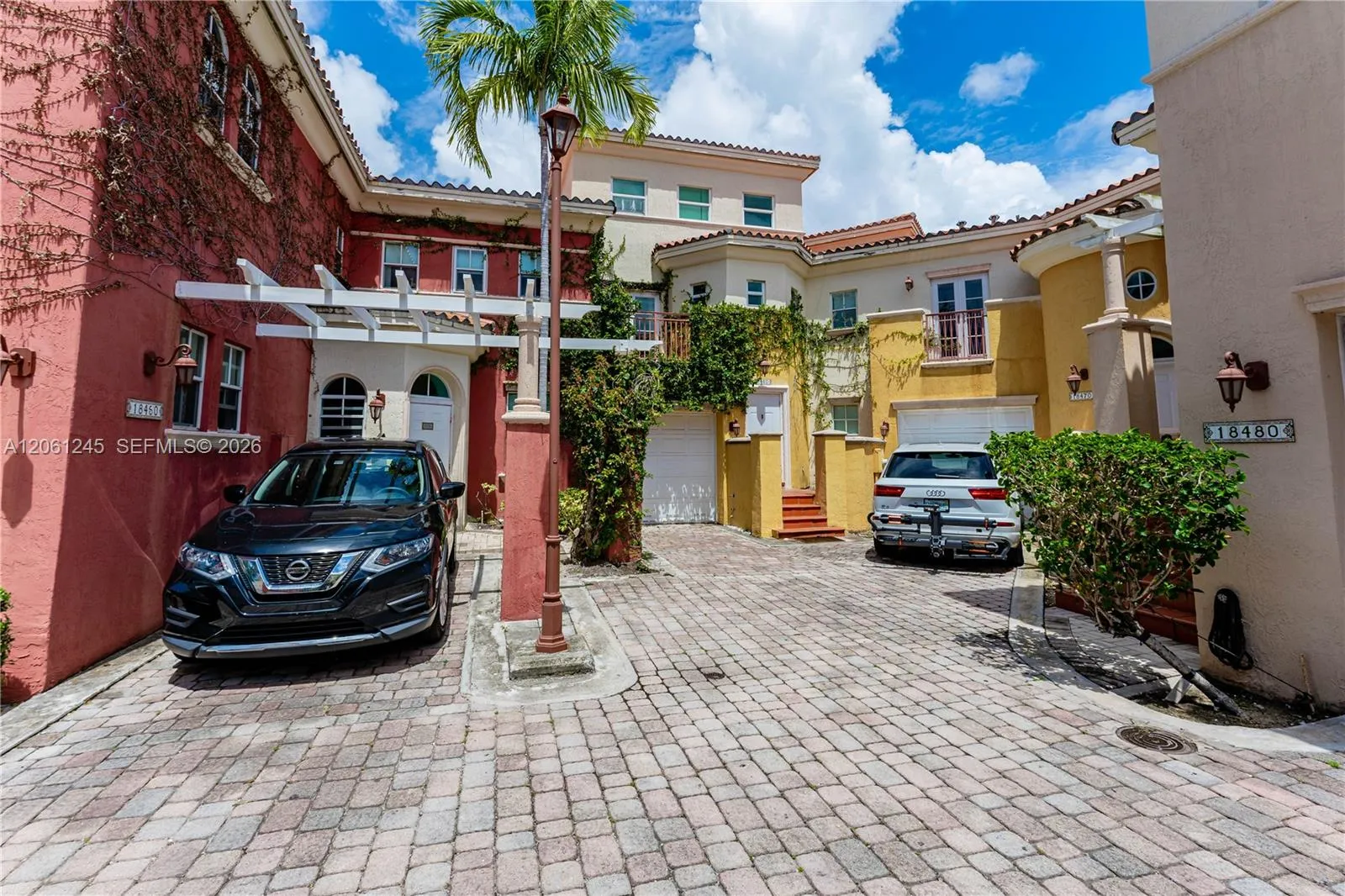 Foto de propiedad en 18460 NE 30th Avenue 18460, Aventura, FL 33160 Aventura con MLS# 