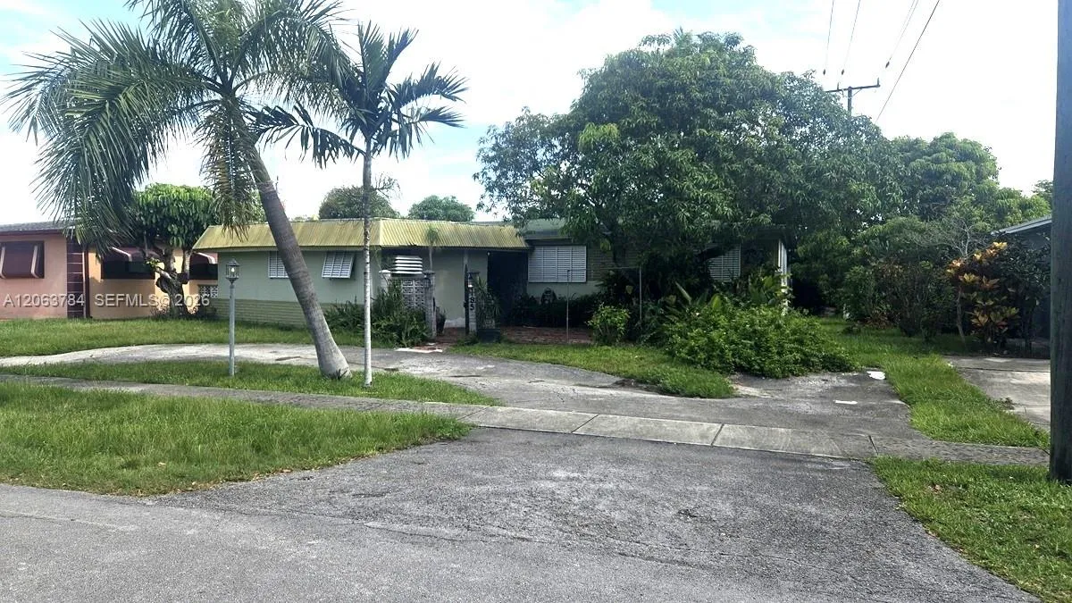 En Venta 185 NE 129th Street, North Miami, FL 33161, North Miami, FL 33161
